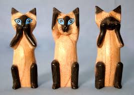 cats statues